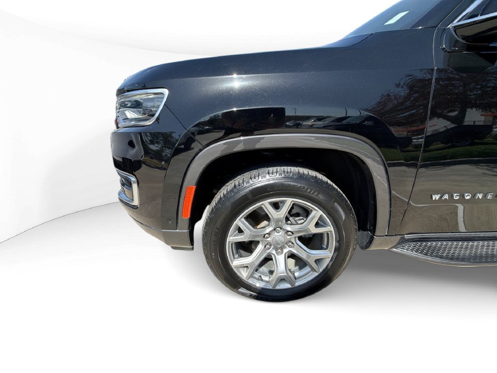 Used 2022 Jeep Wagoneer Series II AWD/4WD image 19