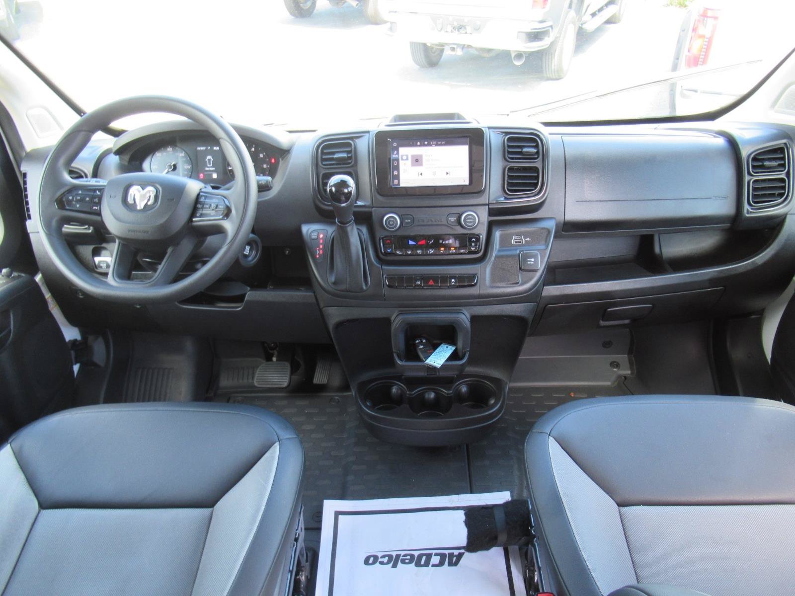 Used 2026 RAM ProMaster 2500 w/ Convenience Group FWD image 16