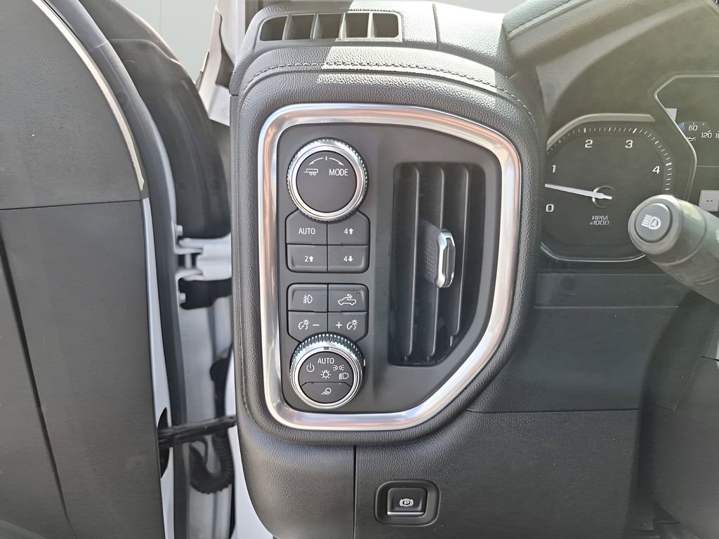 Used 2021 GMC Sierra 3500 Denali AWD/4WD image 33
