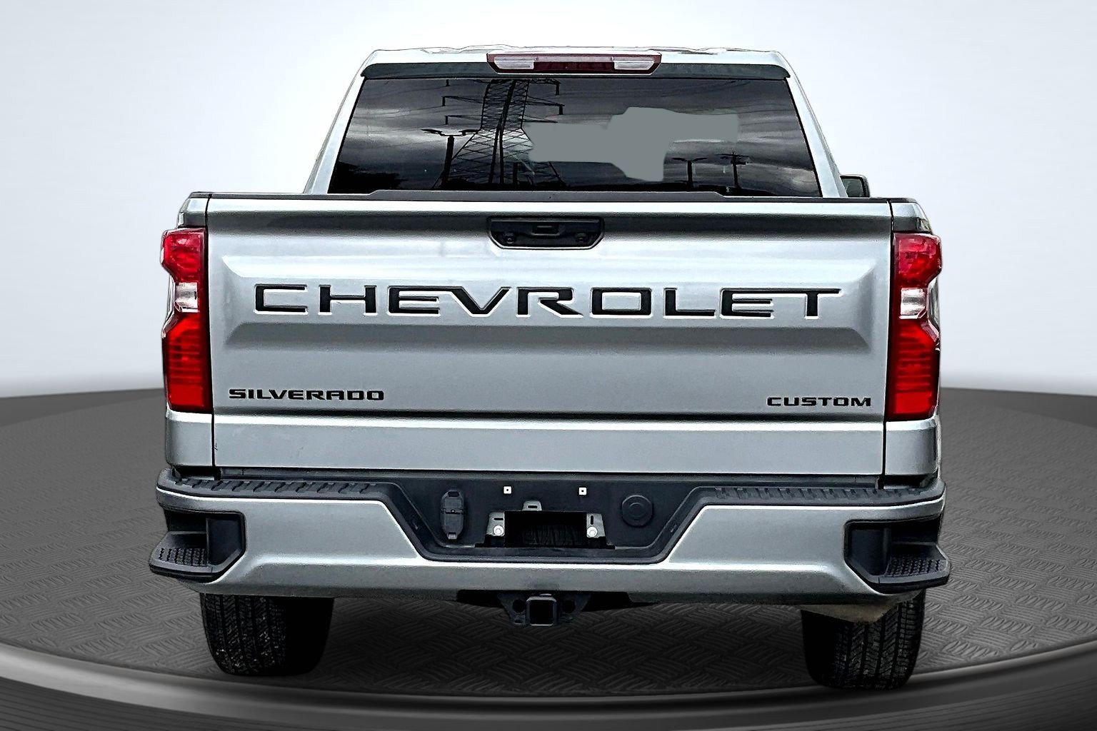 Used 2024 Chevrolet Silverado 1500 Custom w/ LPO, Dark Essentials Package AWD/4WD image 4