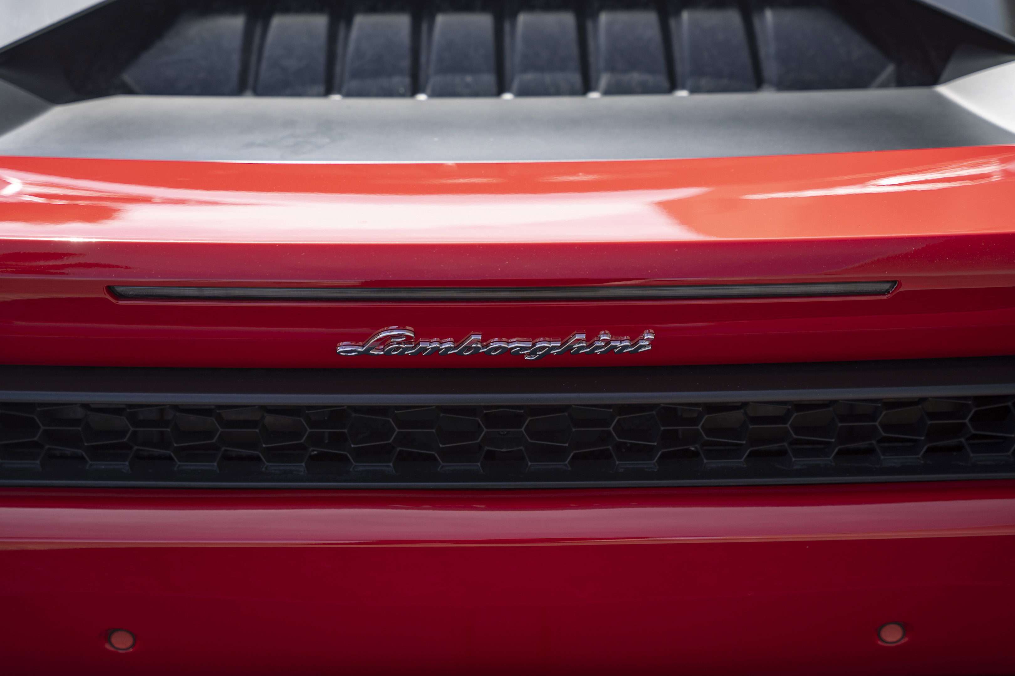 Used 2015 Lamborghini Huracan LP 610-4 image 8