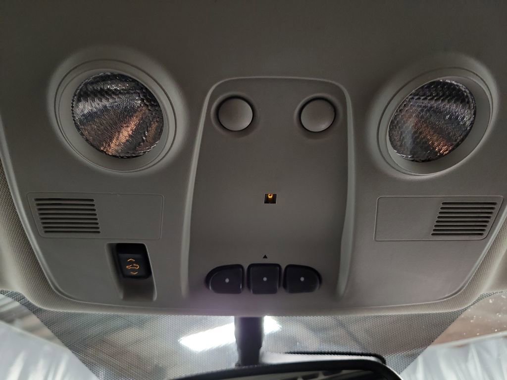 Used 2015 GMC Acadia Denali image 21