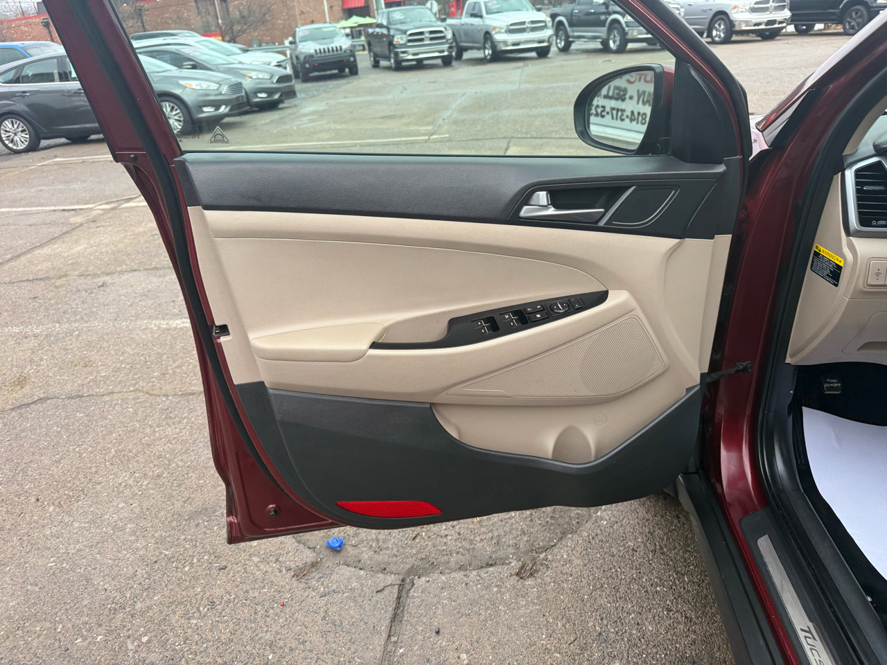 Used 2016 Hyundai Tucson Limited image 14