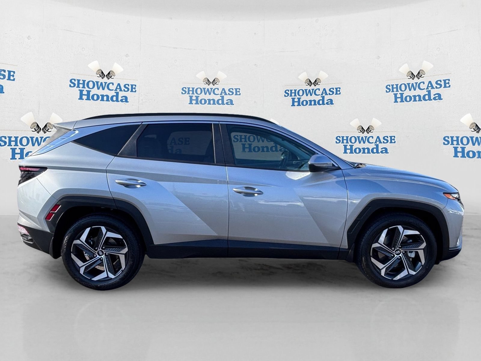 Used 2023 Hyundai Tucson SEL w/ Convenience Package FWD image 9