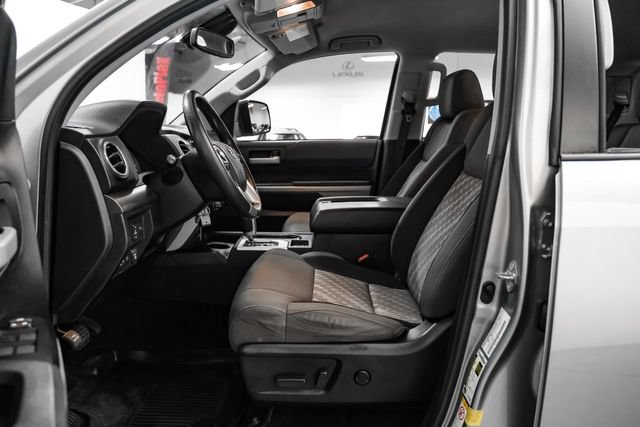 Used 2019 Toyota Tundra SR5 w/ SR5 Upgrade Package AWD/4WD image 4