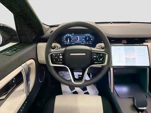 New 2026 Land Rover Discovery Sport Landmark AWD/4WD image 23