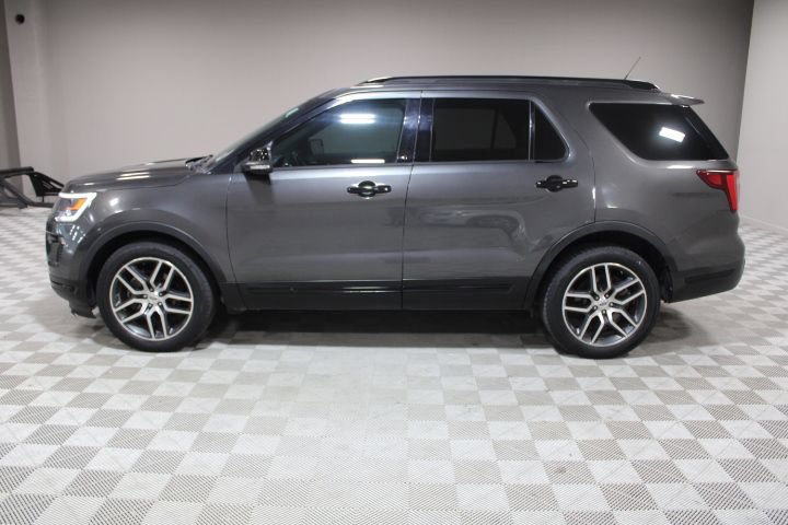 Used 2018 Ford Explorer Sport AWD/4WD image 9