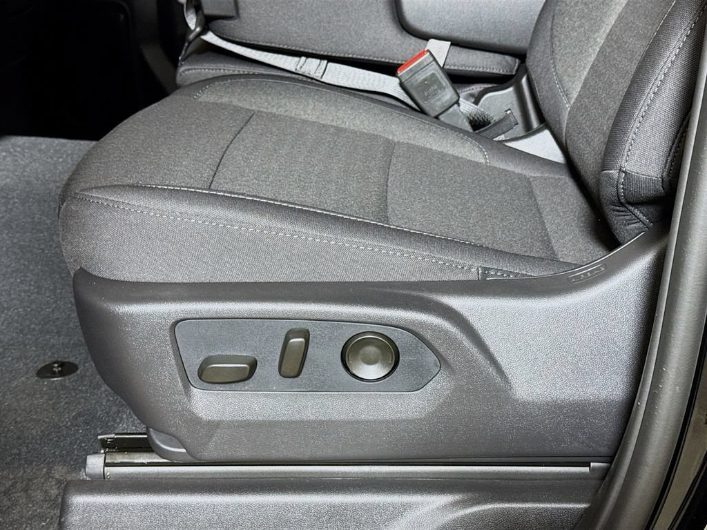 New 2026 Chevrolet Silverado 2500 Custom w/ Custom Convenience Package AWD/4WD image 17