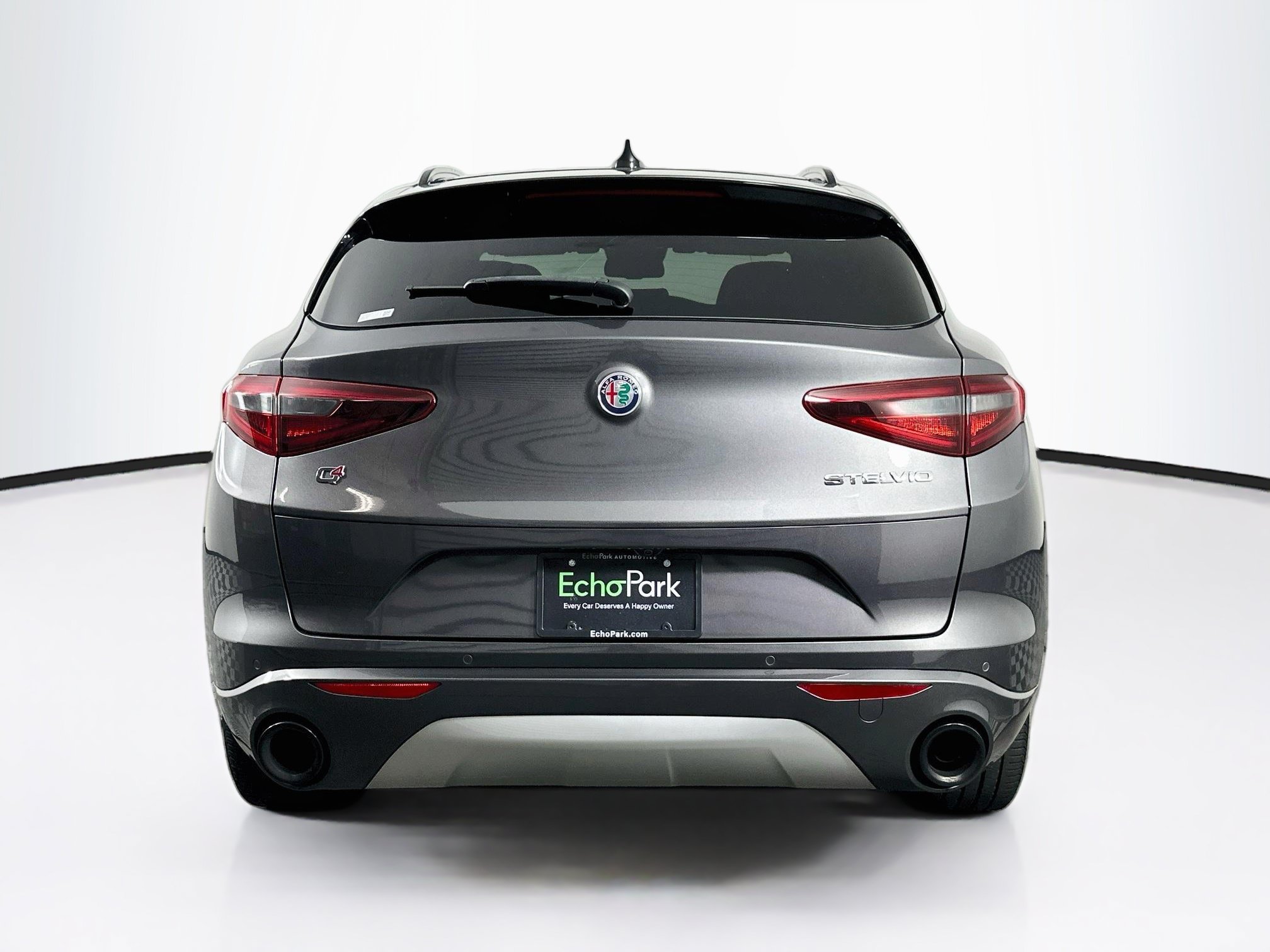 Used 2023 Alfa Romeo Stelvio Ti AWD/4WD image 7