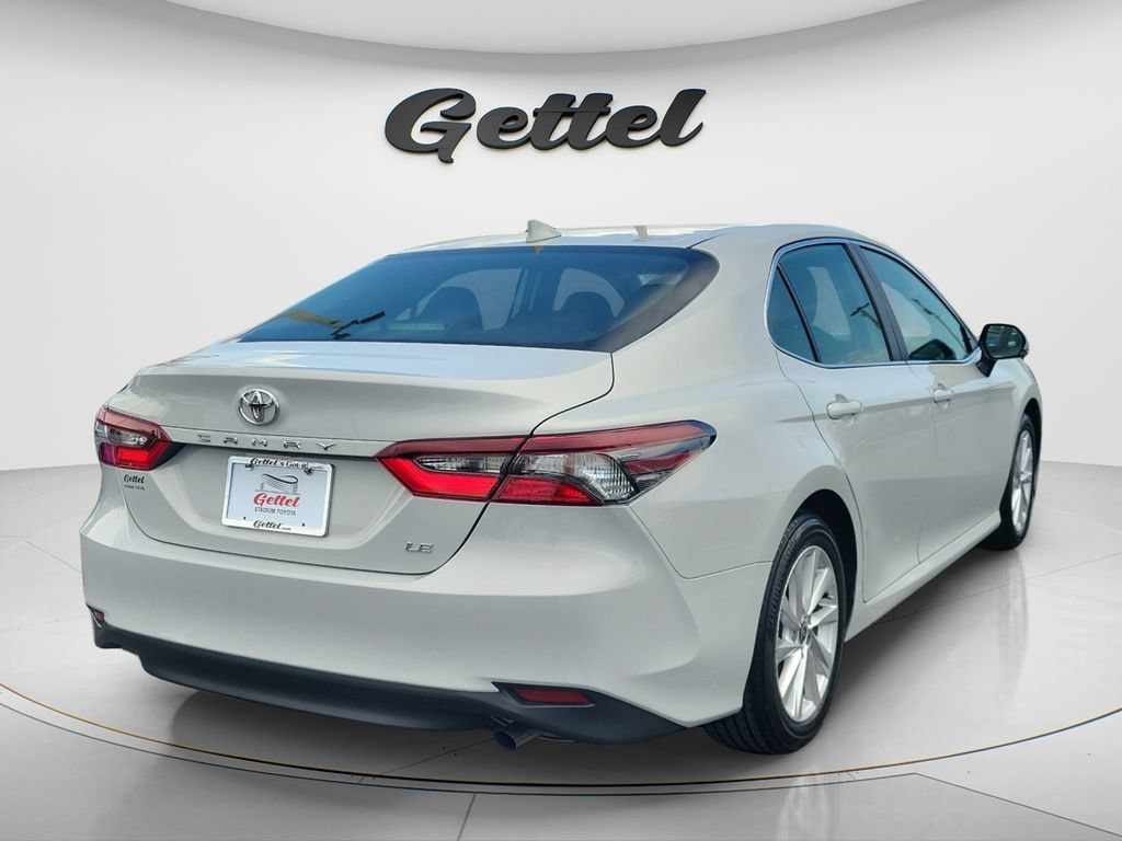 Used 2023 Toyota Camry LE w/ Convenience Package FWD image 5