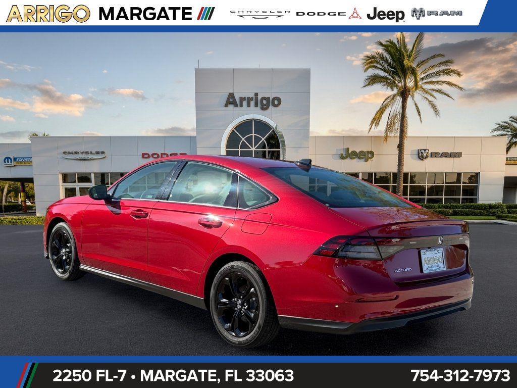 Used 2025 Honda Accord SE image 5