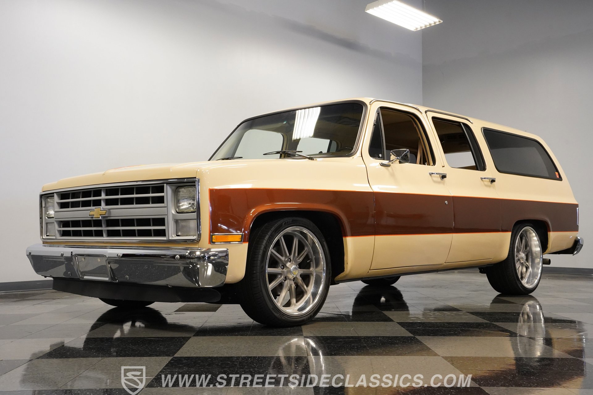 Used 1987 GMC Suburban 2WD image 21