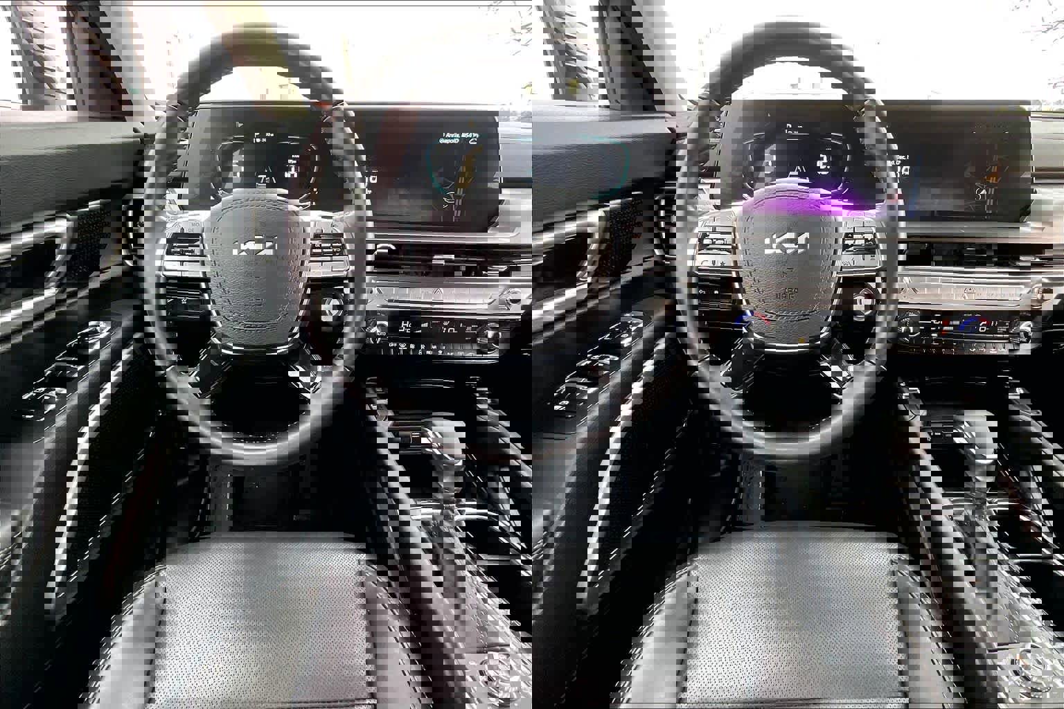 Used 2023 Kia Telluride S w/ S Sunroof Package image 5