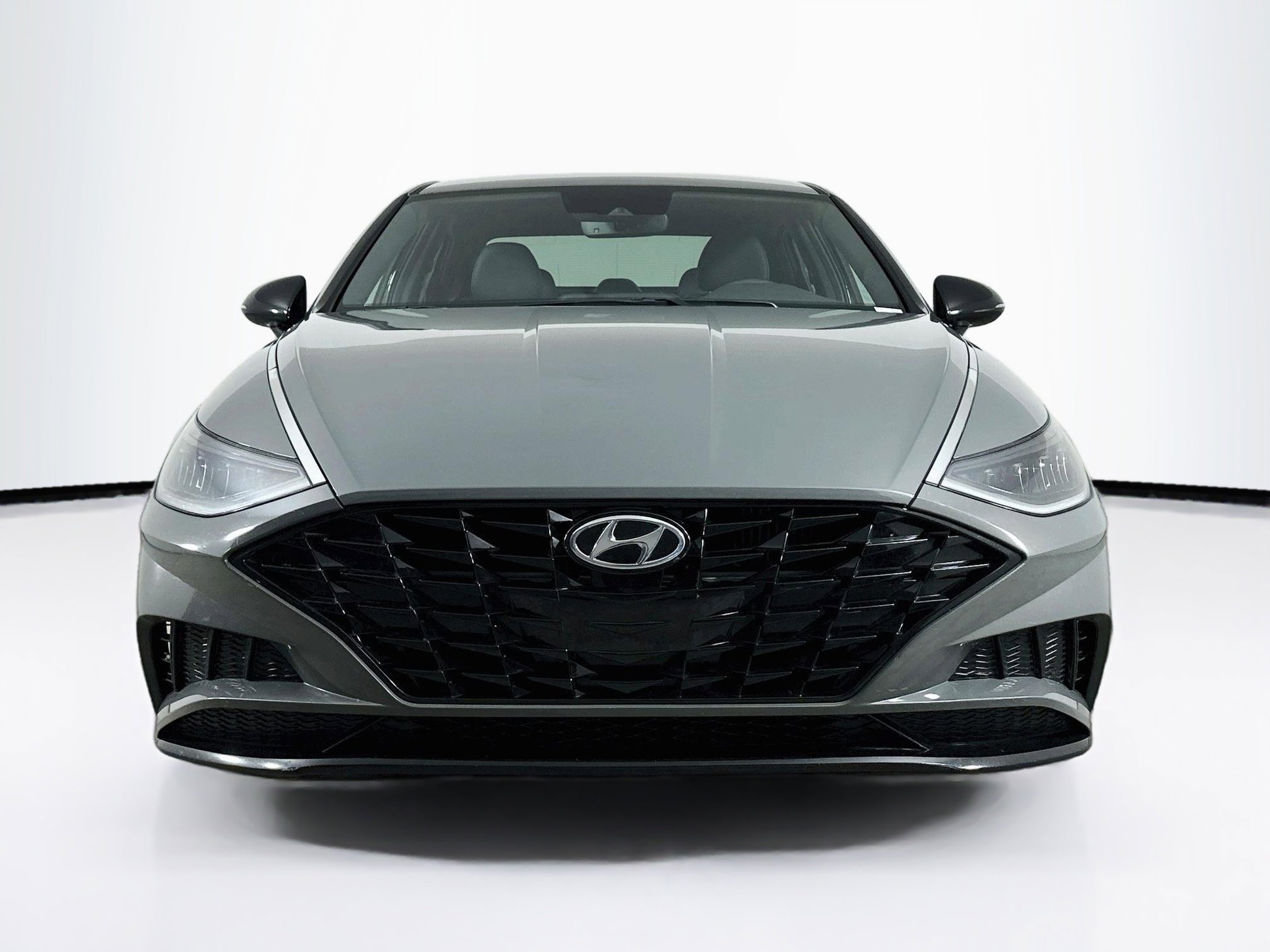 Used 2020 Hyundai Sonata SEL Plus FWD image 2