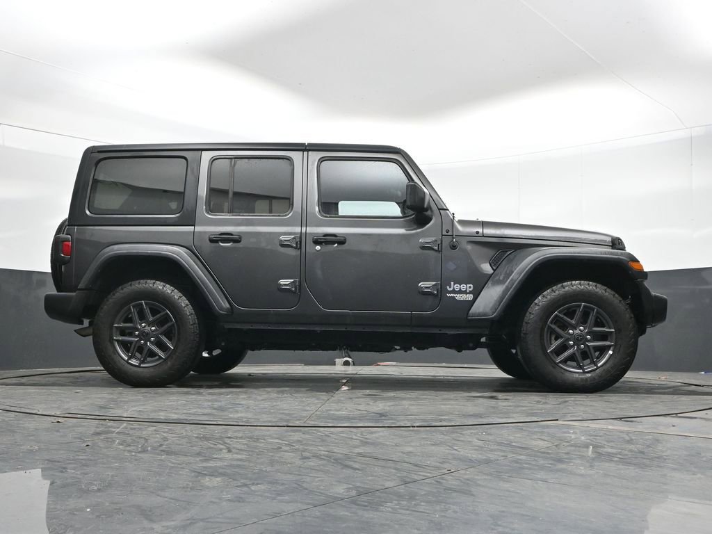 Used 2020 Jeep Wrangler Unlimited Sport AWD/4WD image 32