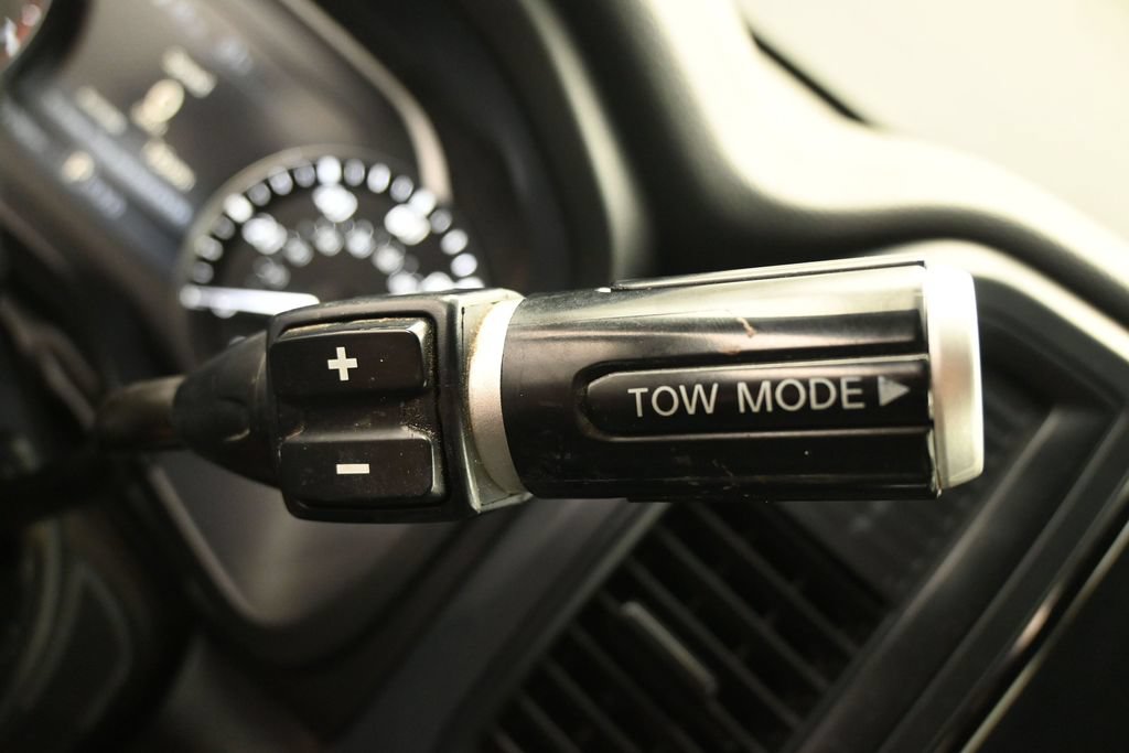 Used 2021 Nissan Titan S w/ S Utility Package RWD image 17