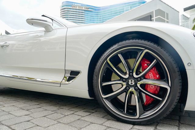 Used 2024 Bentley Continental GT V8 image 36