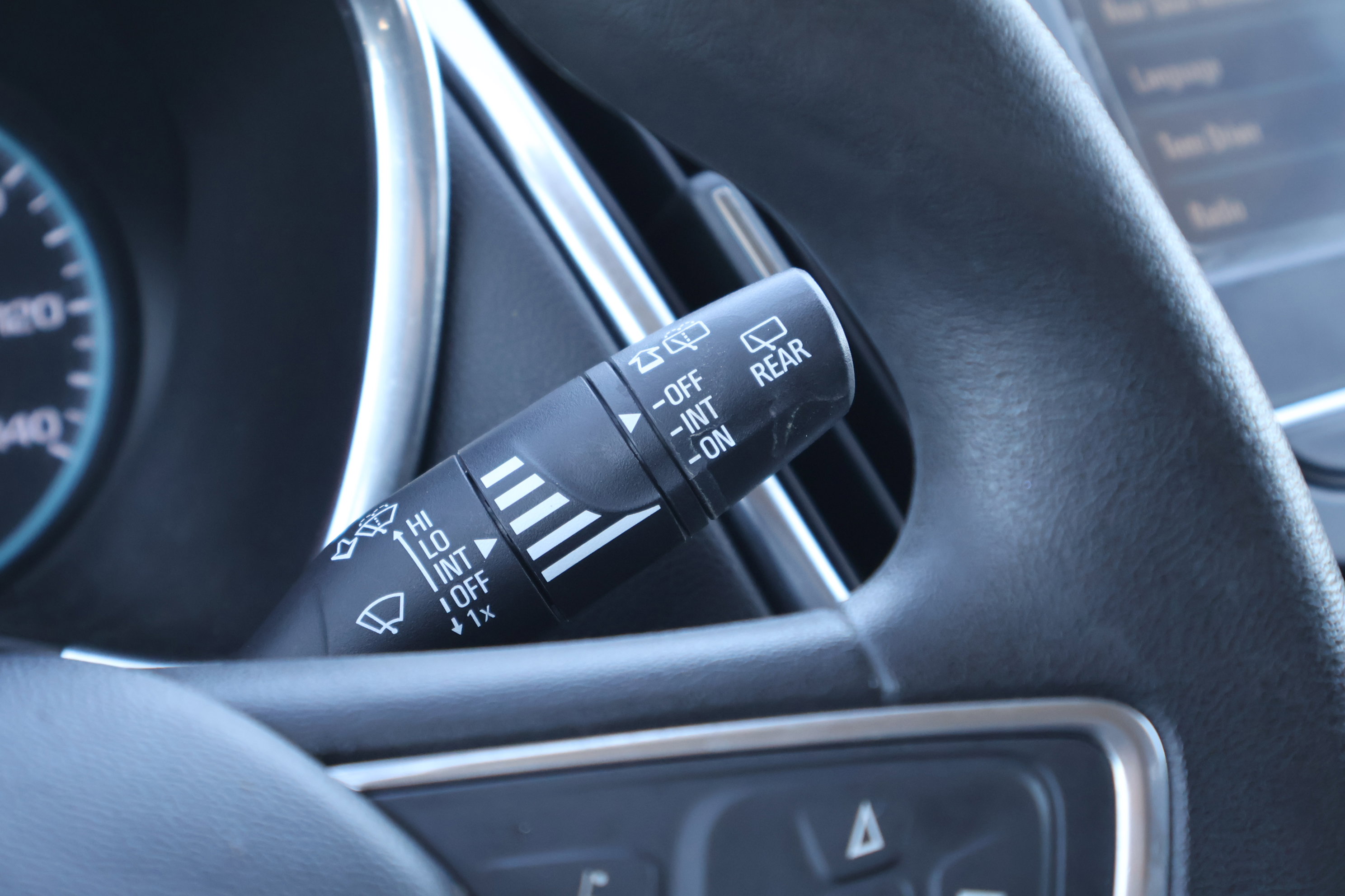 Used 2018 Chevrolet Equinox LT image 21