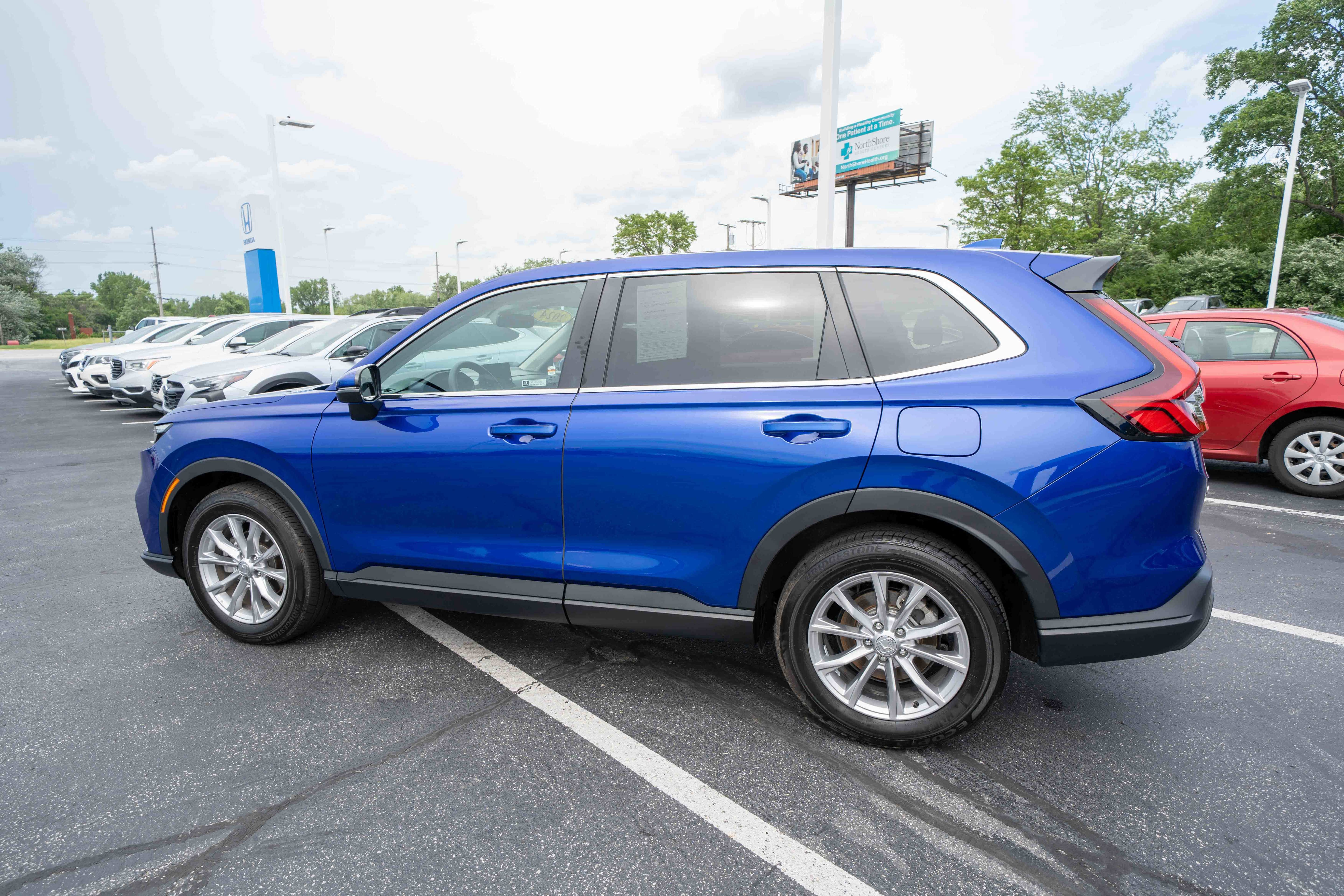 Used 2024 Honda CR-V EX image 4