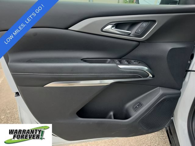 Used 2024 Chevrolet Traverse LS w/ Midnight/Sport Edition FWD image 17