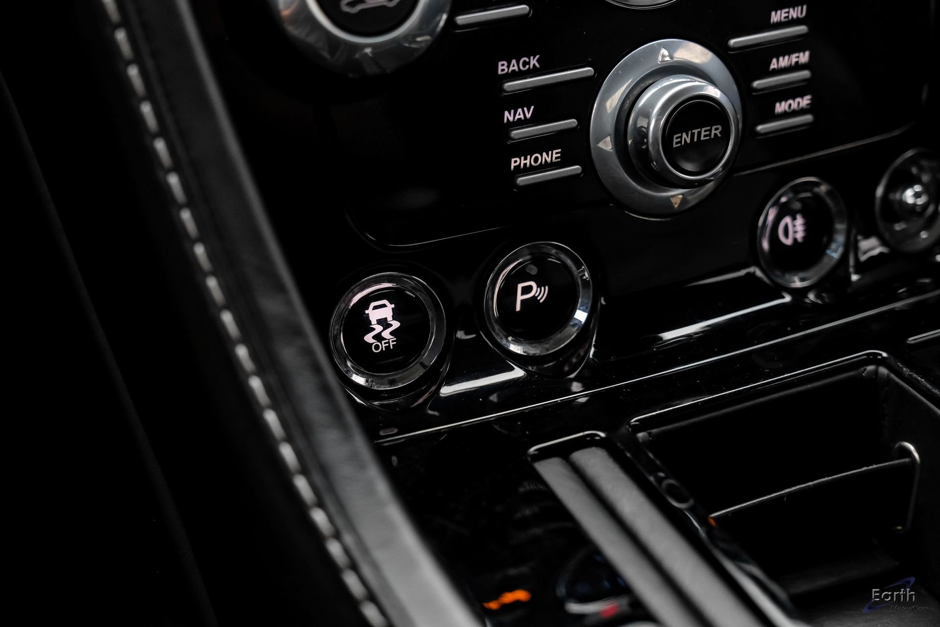 Used 2014 Aston Martin V8 Vantage S RWD image 67