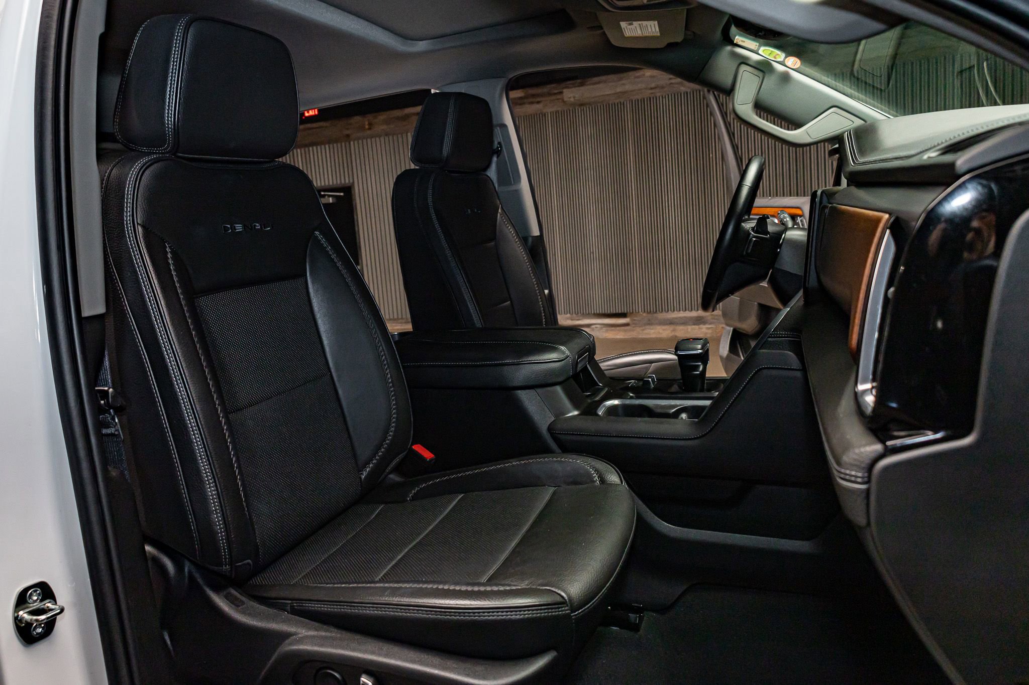 Used 2023 GMC Sierra 1500 Denali w/ Denali Reserve Package image 28