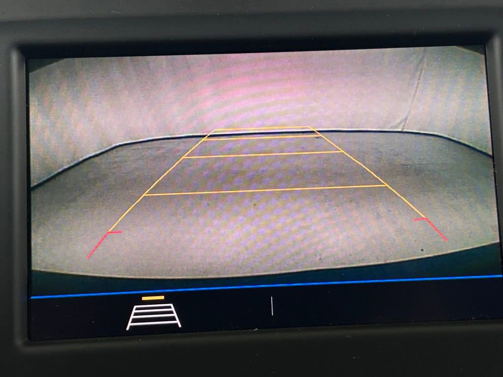 Used 2021 Chevrolet Equinox LT FWD image 20