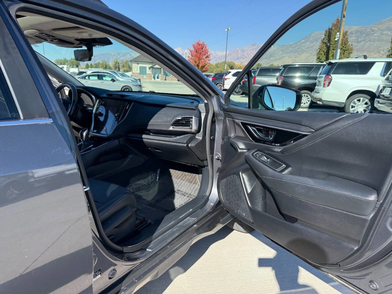 Used 2024 Subaru Outback Limited image 22