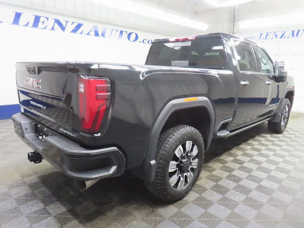 Used 2024 GMC Sierra 2500 Denali w/ Denali Reserve Package image 4