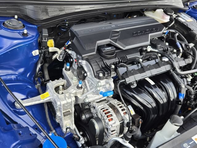 Used 2026 Hyundai Elantra SE FWD image 17