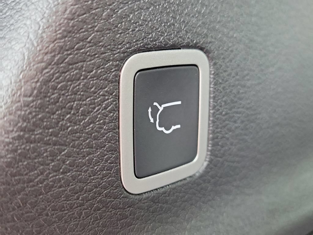 New 2026 Chrysler Pacifica Select FWD image 10