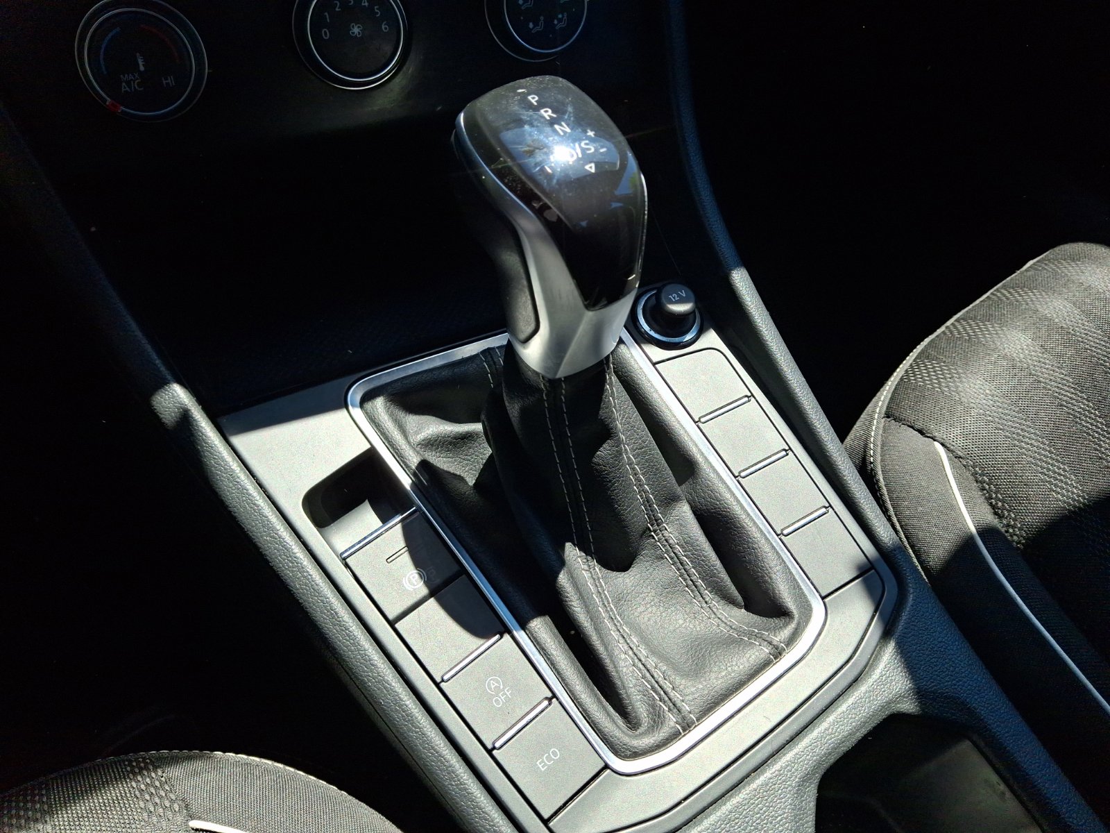 Certified 2022 Volkswagen Jetta Sport FWD image 15