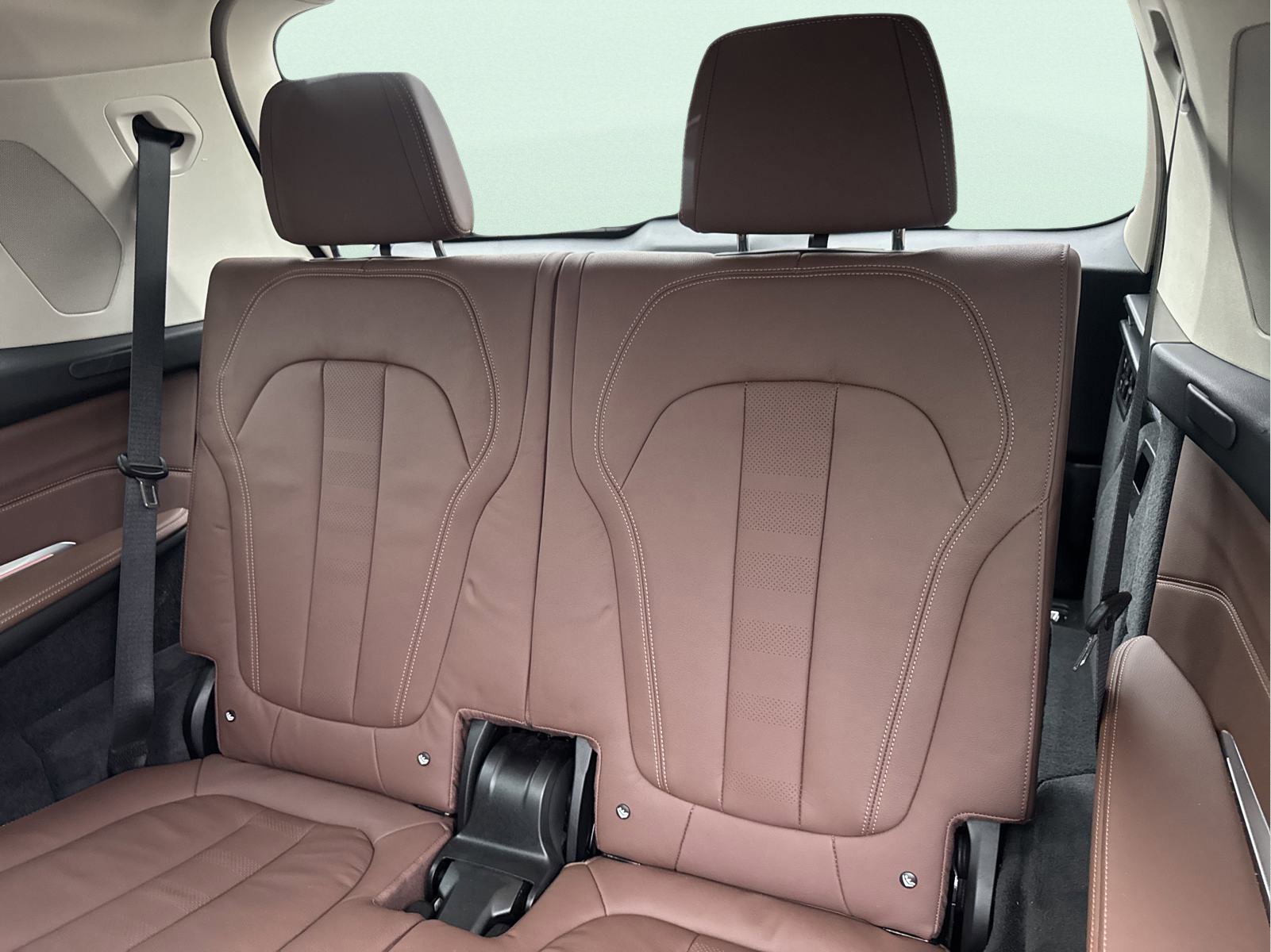 Used 2020 BMW X7 xDrive50i w/ Cold Weather Package image 13