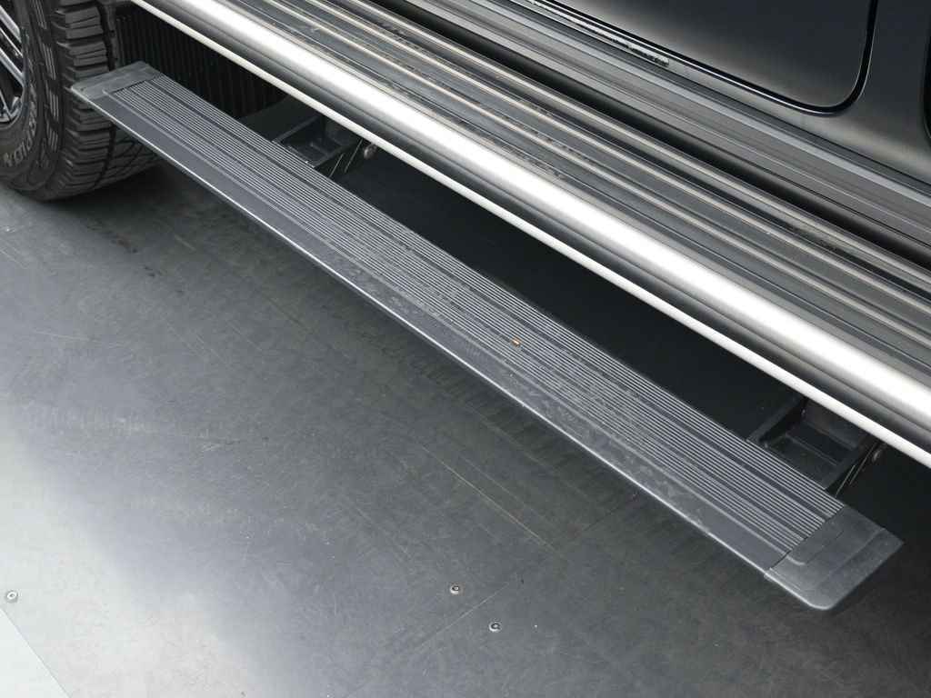 Used 2023 Mercedes-Benz G 63 AMG Squared image 26