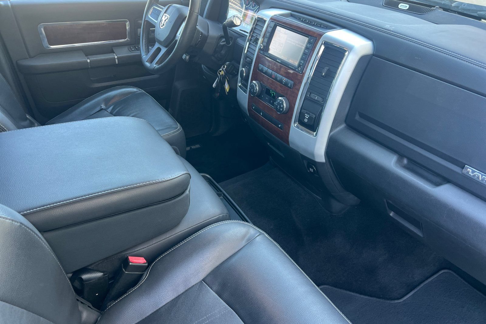 Used 2010 Dodge Ram 2500 Truck Laramie AWD/4WD image 15