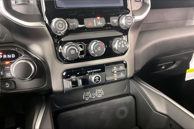 New 2026 RAM 1500 Express AWD/4WD image 7