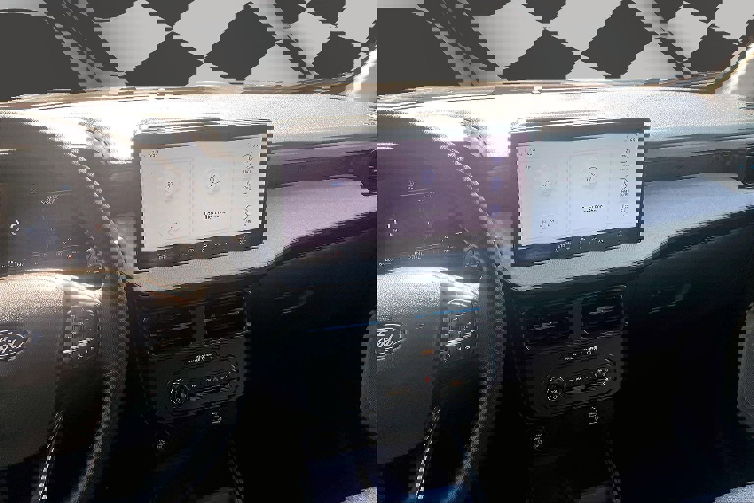 Used 2025 Ford Maverick XLT w/ Equipment Group 302A image 6