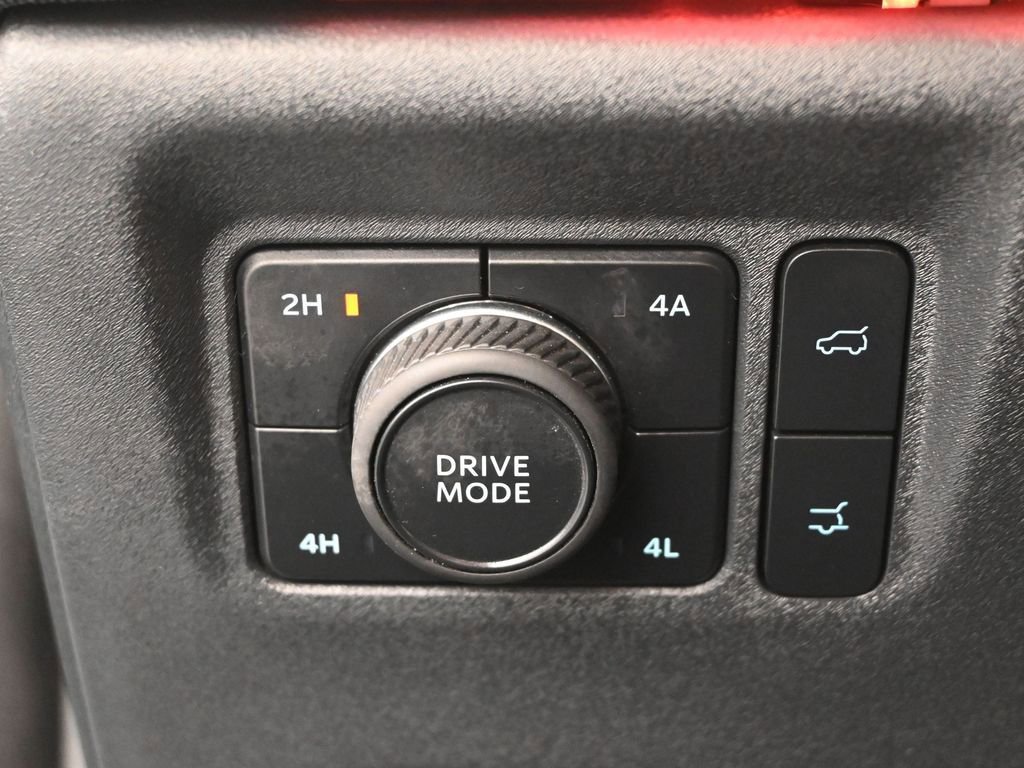 Used 2025 Ford Expedition Max Platinum w/ Driver's Package image 14