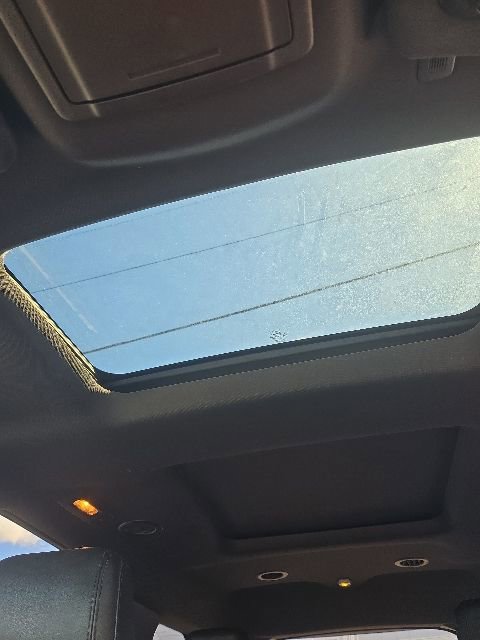 Used 2014 Ford Explorer Limited w/ Equipment Group 301A FWD image 17