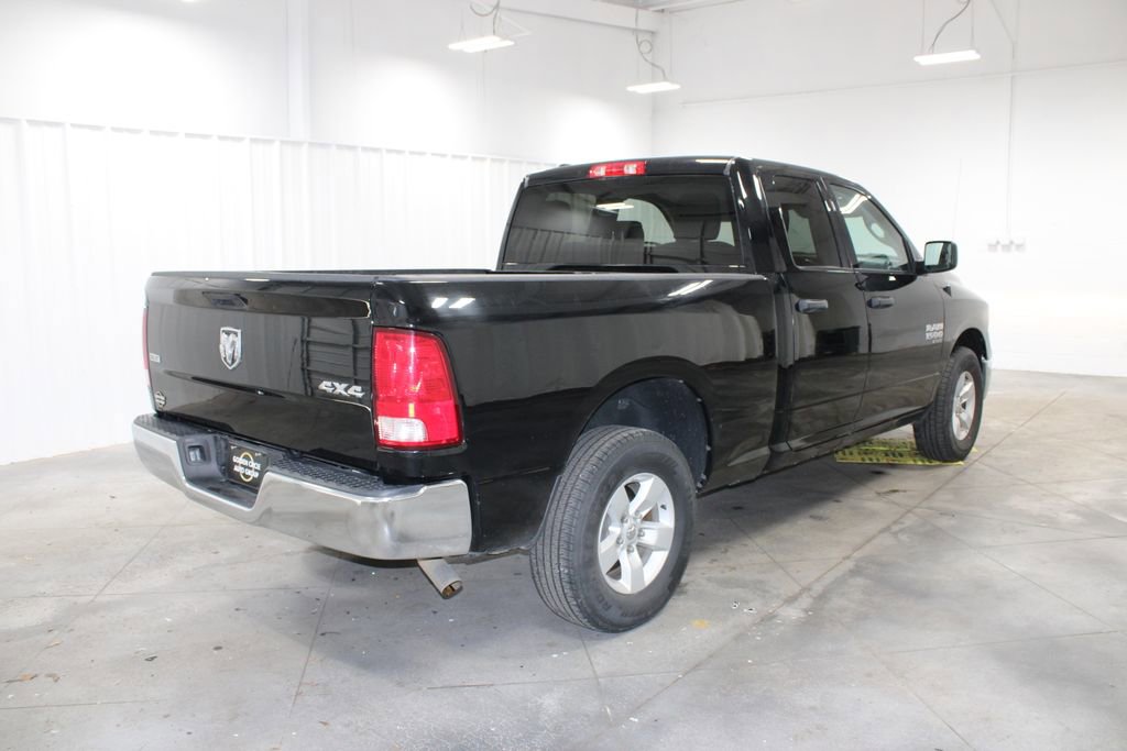 Used 2024 RAM 1500 Classic SLT image 9