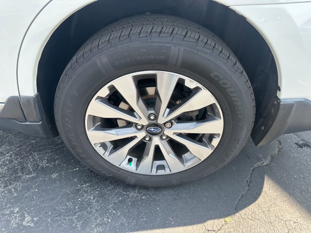 Used 2018 Subaru Outback 3.6R Touring image 39