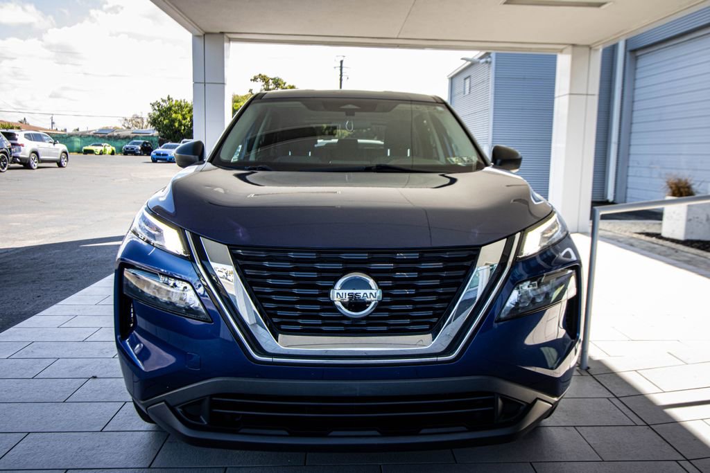 Used 2021 Nissan Rogue S image 9
