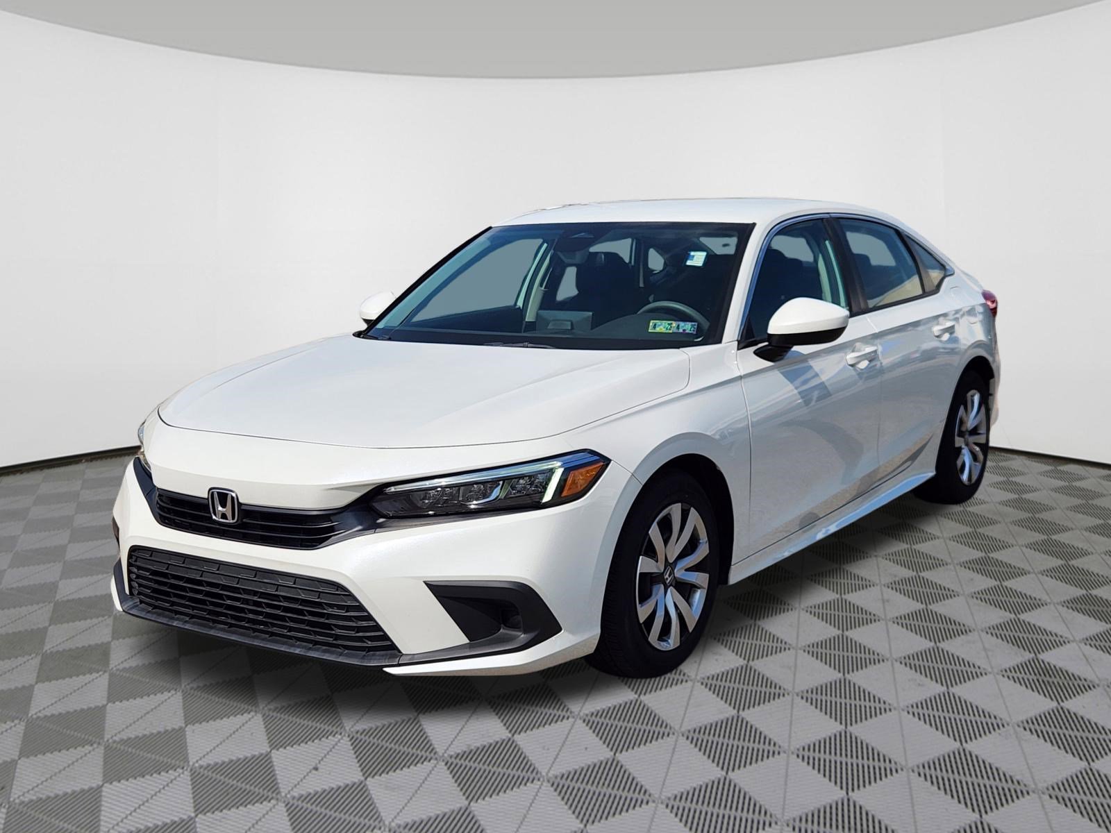 Used 2023 Honda Civic LX image 2