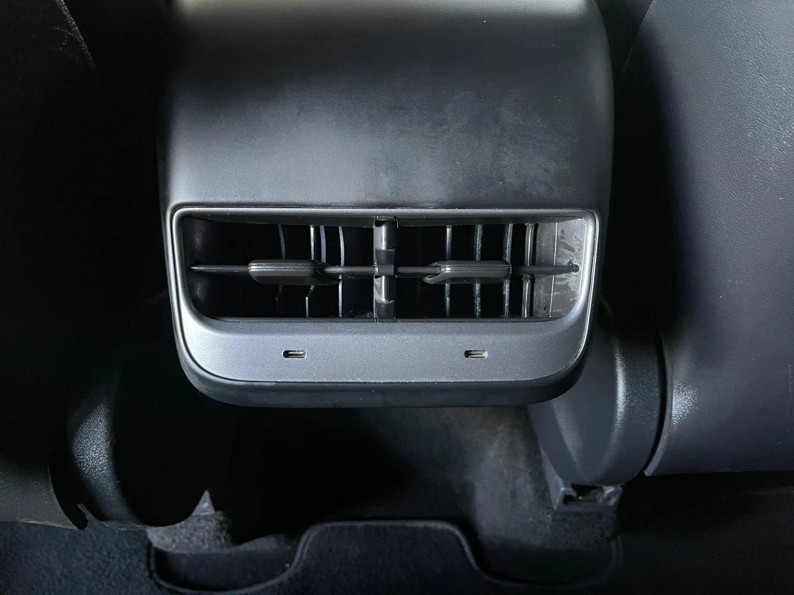 Used 2022 Tesla Model Y Performance AWD/4WD image 39