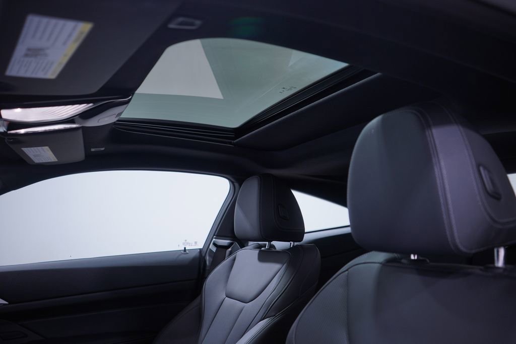 Used 2025 BMW 430i Coupe w/ M Sport Package image 8