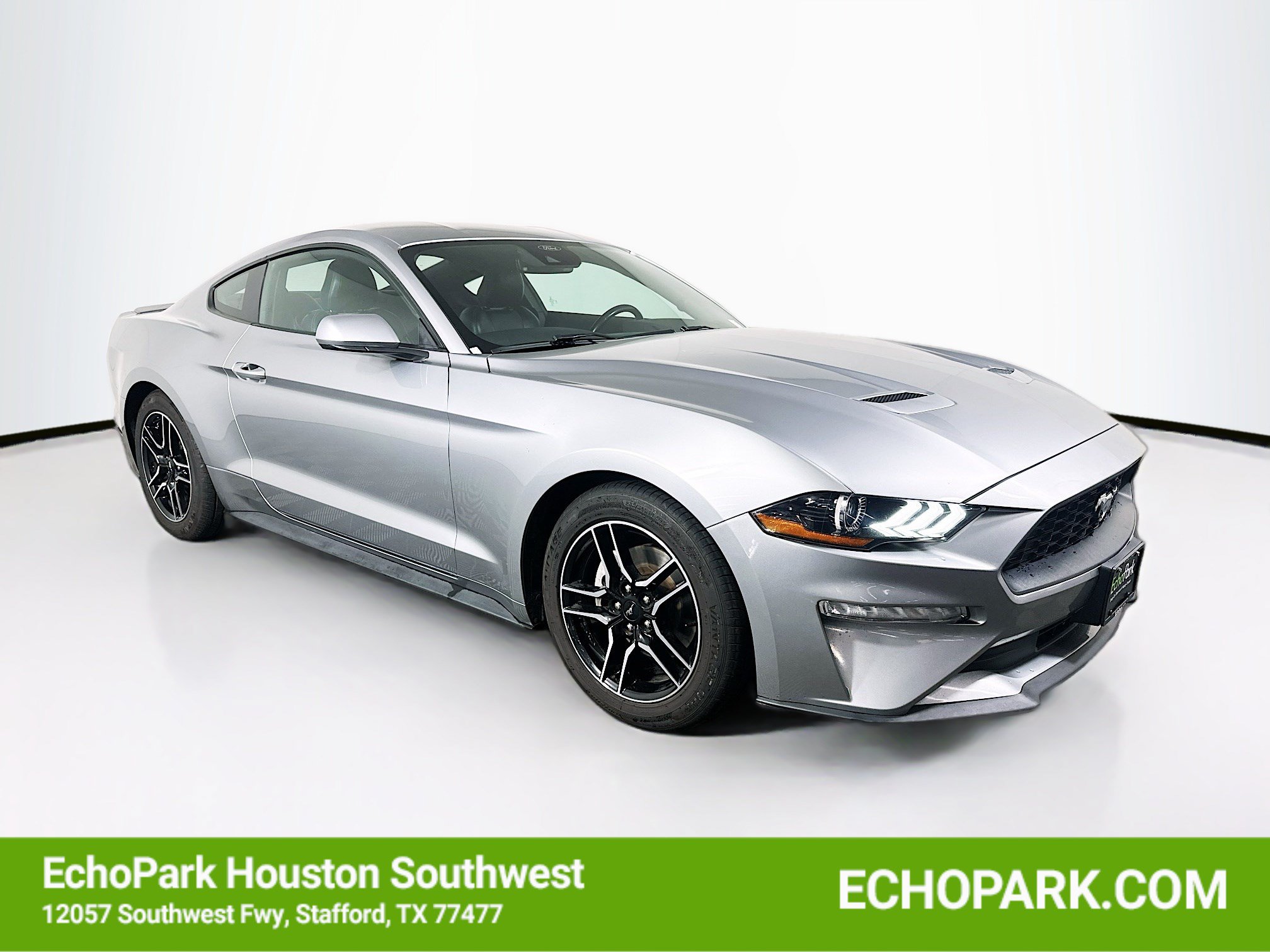 Used 2022 Ford Mustang Premium RWD image 1