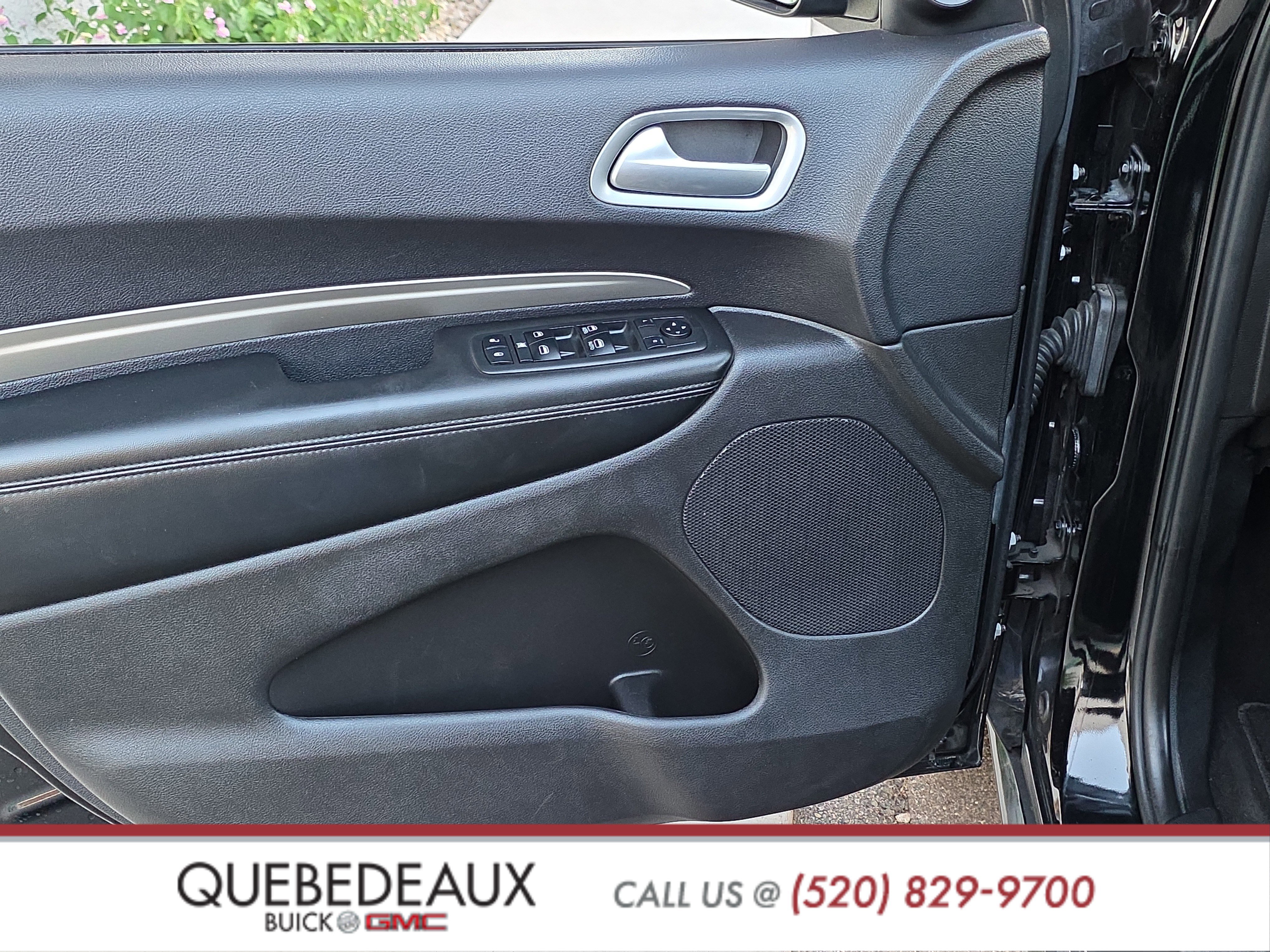 Used 2019 Dodge Durango SXT RWD image 9