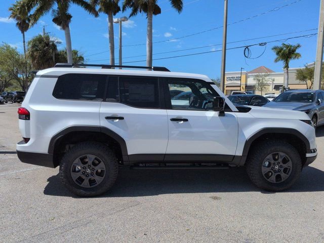 New 2026 Lexus GX 550 550 Overtrail image 3