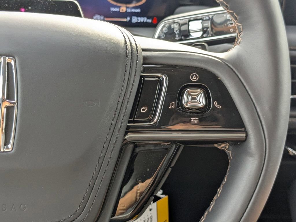 New 2025 Lincoln Aviator 2WD w/ Equipment Group 101A image 30