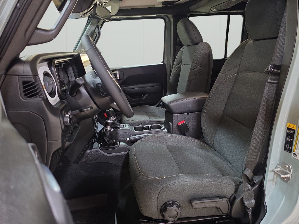 New 2027 Jeep Wrangler Unlimited Sport AWD/4WD image 11